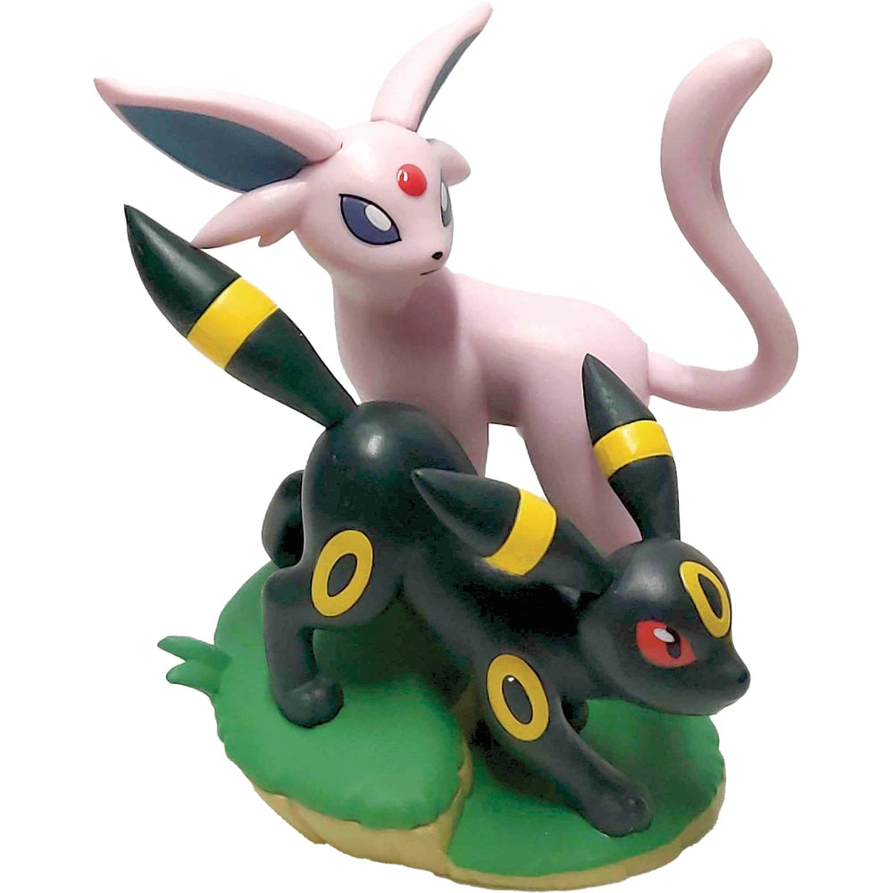 Premium Collection Box – Figurine – Prismatic Evolutions SV8.5 – English